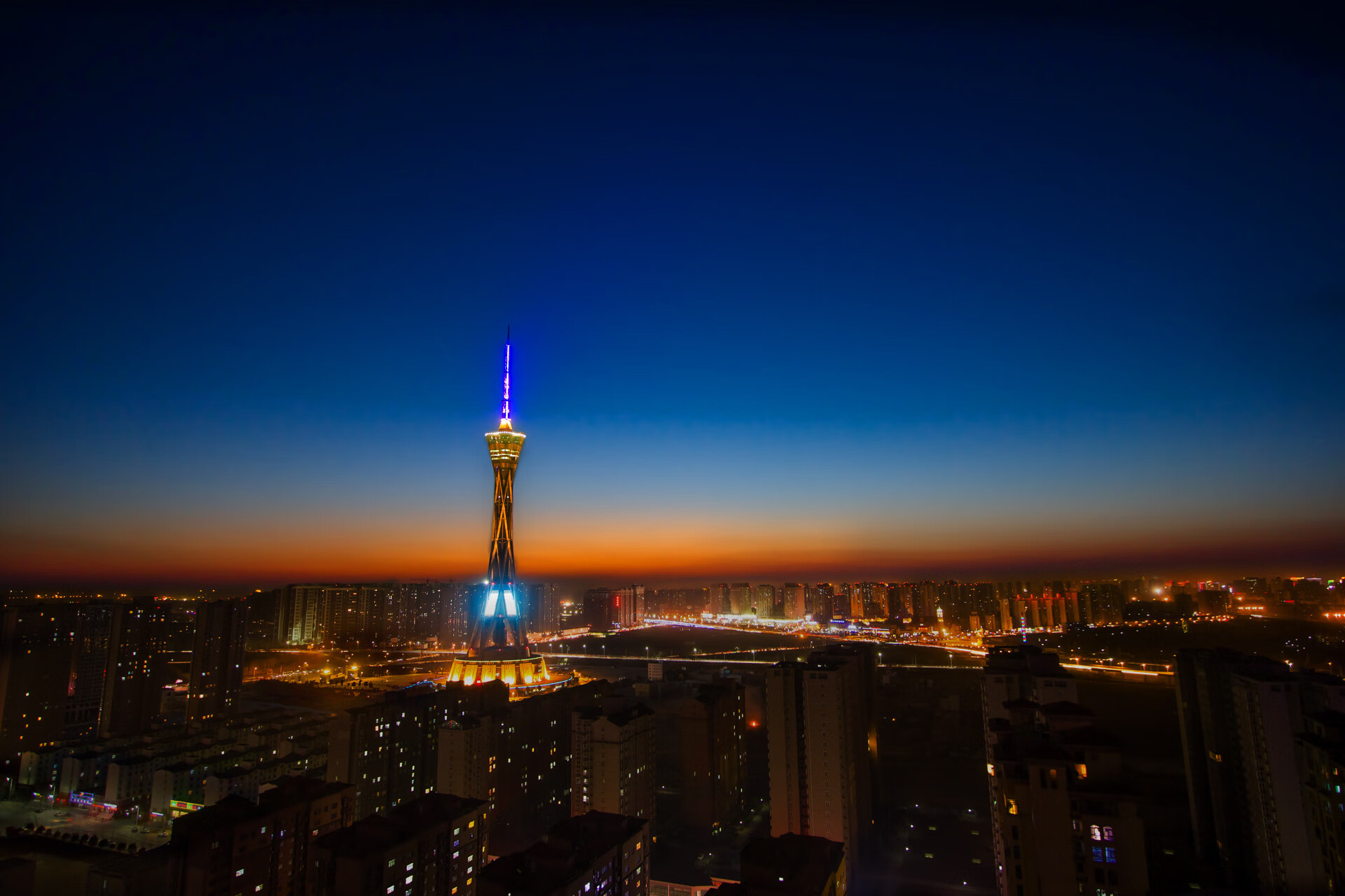 mk体育官网入口-希腊女篮在欧洲锦标赛中奋勇向前，荣誉在握，希腊u20女篮