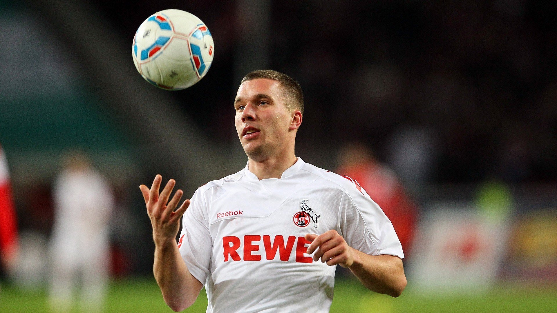 mk体育app-中超球迷助威现场气氛火爆，中超助攻榜2020